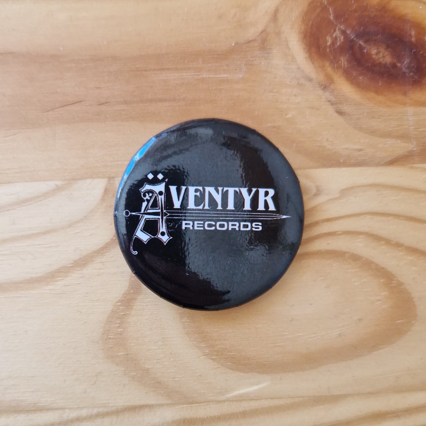 Äventyr Records Pin